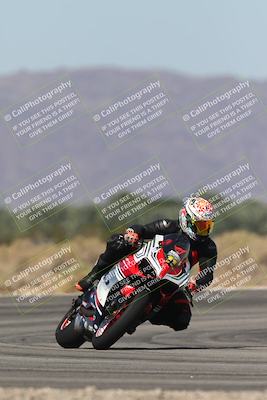 media/Oct-13-2025-Moto Forza (Mon) [[a66d839500]]/4-C Group/Session 3 (Turn 16)/